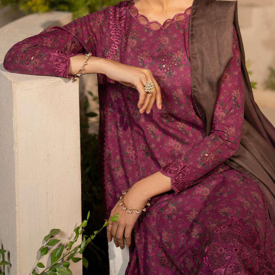 IZNIK Festive Lawn 25 EFL – Luxury Pakistani embroidered lawn suit in pastel shades with delicate floral detailing, intricate embroidery and chiffon dupatta, perfect for festive wear.
