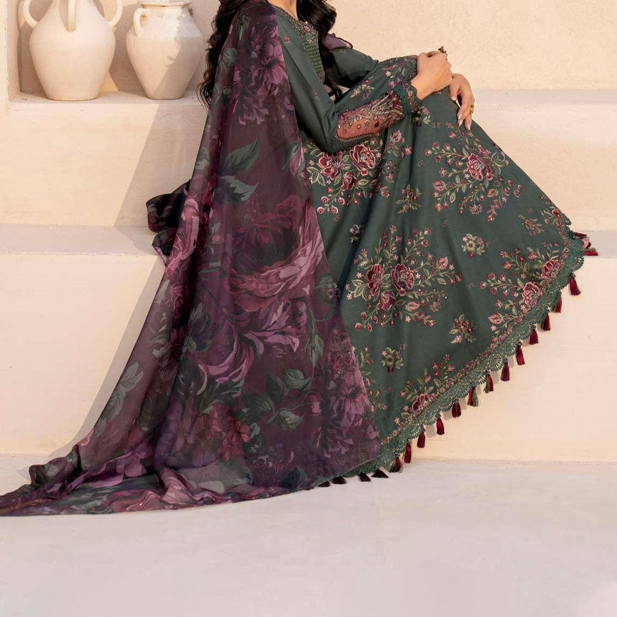 IZNIK Festive Lawn 25 EFL – Luxury Pakistani embroidered lawn suit in pastel shades with delicate floral detailing, intricate embroidery and chiffon dupatta, perfect for festive wear.