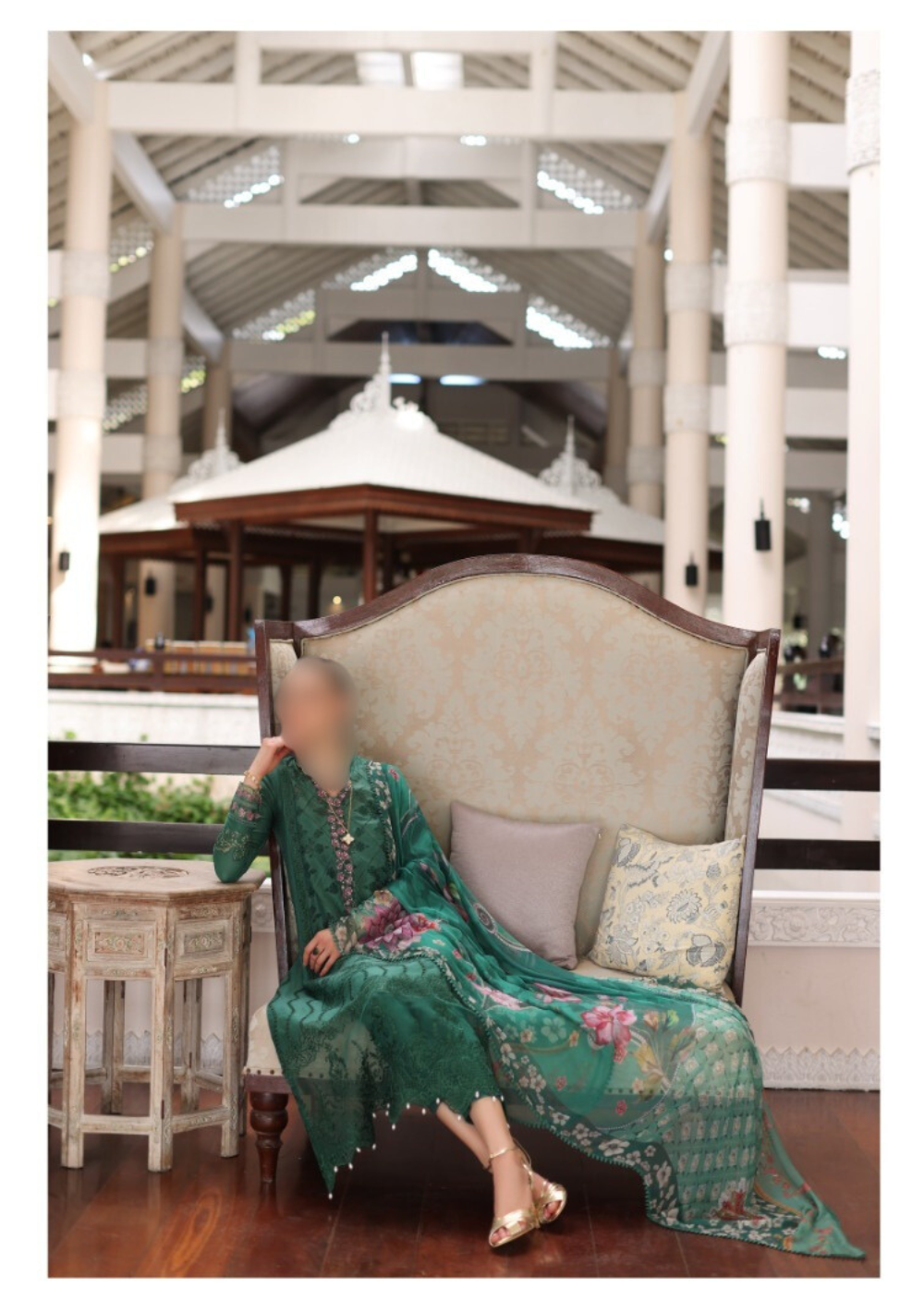 Noor By Saadia Asad Luxury Chikankari Lawn 2024 Collection - Elegant Lawn Suit with Intricate Chikankari Embroidery