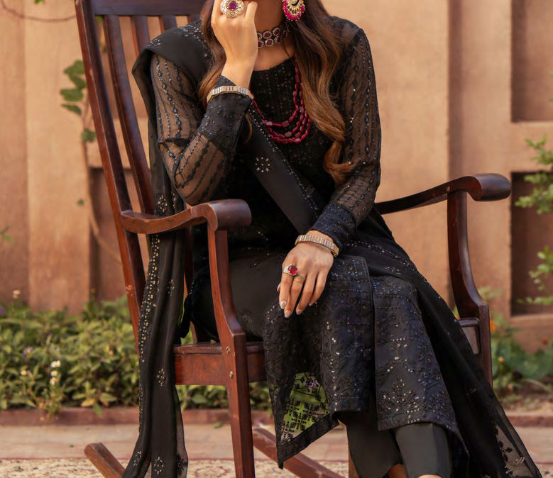 EIRA – Merakish Embroidered Chiffon Unstitched 3Pc Suit