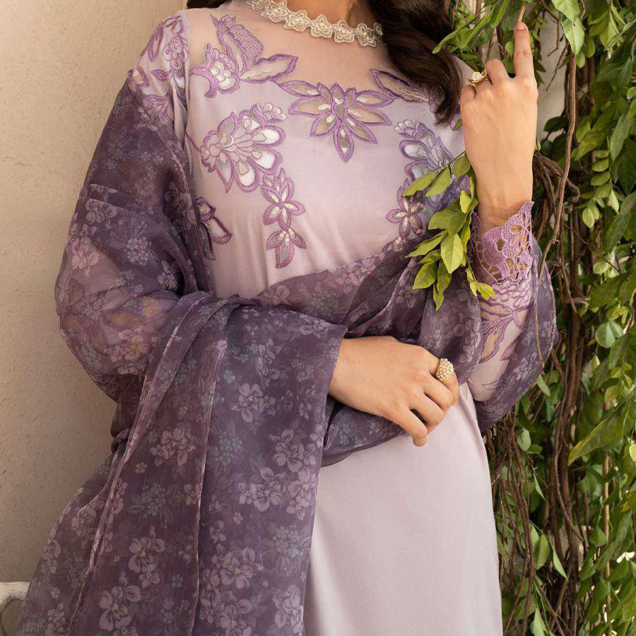 IZNIK Festive Lawn 25 EFL – Luxury Pakistani embroidered lawn suit in pastel shades with delicate floral detailing, intricate embroidery and chiffon dupatta, perfect for festive wear.