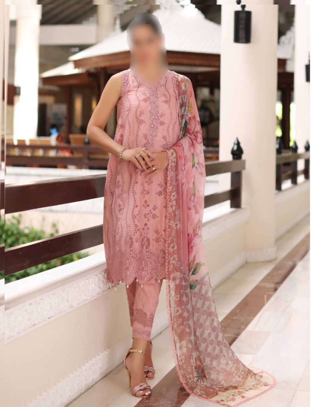 Noor By Saadia Asad Luxury Chikankari Lawn 2024 Collection - Elegant Lawn Suit with Intricate Chikankari Embroidery